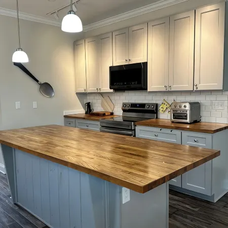 Grace Delani Getaway. Charming 3 bedroom home located in Gastonia, NC.