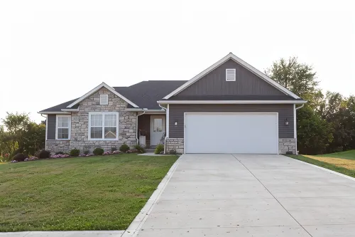 Safe Haven - Newer Home In A Quiet Neighborhood