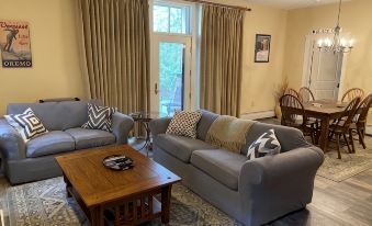 Castle Hill Resort Condo (with on-site Aveda Spa)