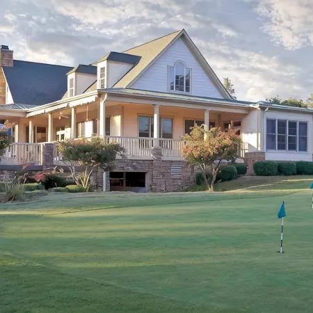 Quiet Condo on Golf Course with EV Plug near Pinehurst