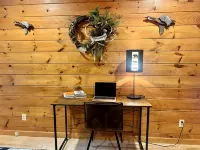 Family Lodge with Hot Tub, AC, Minutes to Lake Placid and Hiking, Pet Friendly