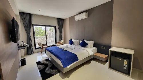 The Blues Hotel Golden Glory, Rajkot - 2-Star