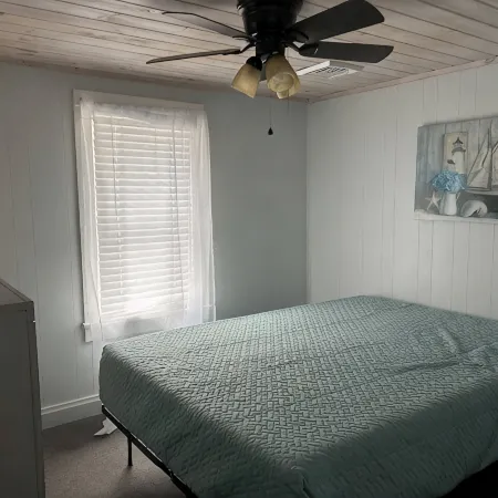 3Br Beachfront Getaway – Behind Owner’s Home