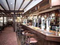 The Crewe Arms Hotel - bar