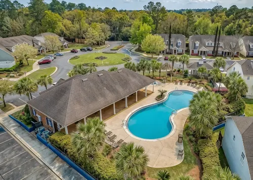 Experience Modern Elegance: Luxurious Tallahassee Condo with Premier Amenities - 4-Star