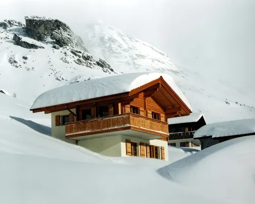 Cabin in Wiler with sauna and Wi-Fi Hotels in Raron