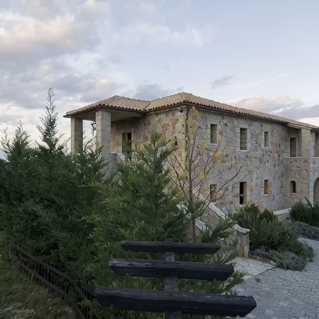 Klymeni Traditional Homes