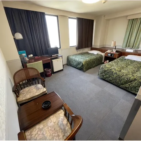 Nakatsu Sanraizu Hotel