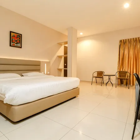 Lovina Inn Hotel Batam