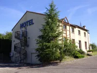 Brit Hotel Confort Villefranche-De-Rouergue - Swimmingpools