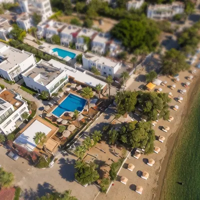 Yalipark Beach Hotel Hotels near Gundogan Beach