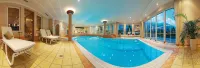 Alpenhotel Stefanie - プール