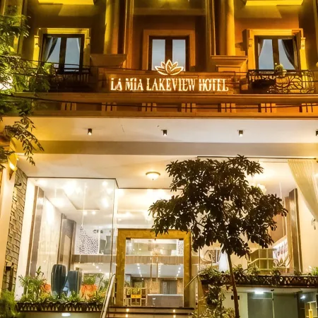 La Mia Lakeview Hotel