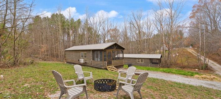 Patoka Lake Cabin-Lake Pointe Cabin II-Hoosier National Forest-New in 2025! Hotels in Orange County