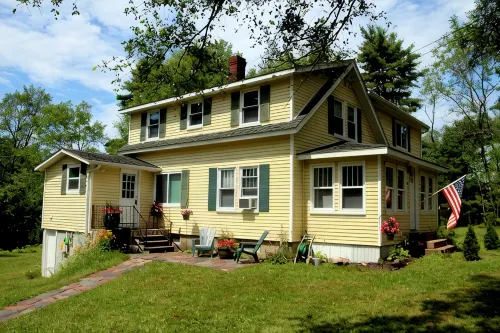 Spacious and Comfortable Home Next to all the Action! - 3-Star
