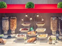 MERCURE GRENOBLE CENTRE PORTE DES ALPES - Desayuno