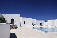 Ionathan Koufonisia Suites - Pools