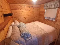 Cute Cabin on Big Pine Lake with a Large Fenced Yard and Lake Access Hotels in Pine County