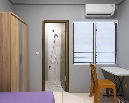 Graha Asri Syariah Hotels in Waru
