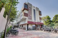โรงแรม นีลัม - 2 ดาว