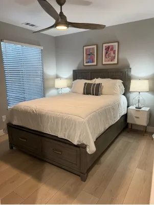 Charming 2-bedroom house with AC in Modesto