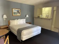 California Suites Hotel Hotels near Green Flash Brewery