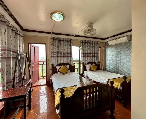 Bountang Mountain View Riverside Hotel - 2-Star