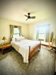 4BR Retreat in Waukon • Group Friendly