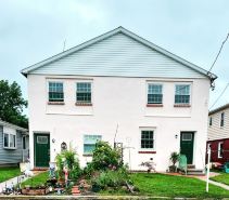 Cozy 2-bedroom apartment with WiFi, AC in charming Havre de Grace