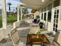 3-bedroom house w/pool near Tennis Garden - No Cleaning Fee - Homestays