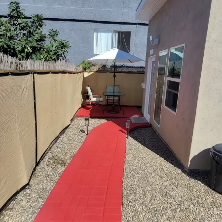 Your Perfect Lawndale Escape – Cozy & Private!