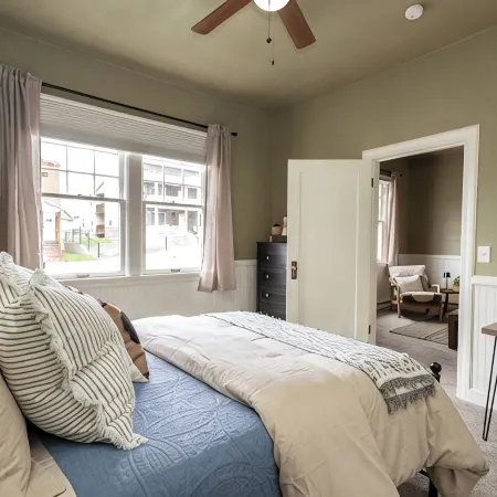 Charming 2-Bedroom House in Uptown Butte