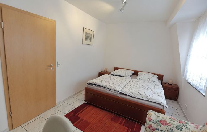 Roof terrace apartment - Right next to the pedestrian zone and Brühl Castle Park.