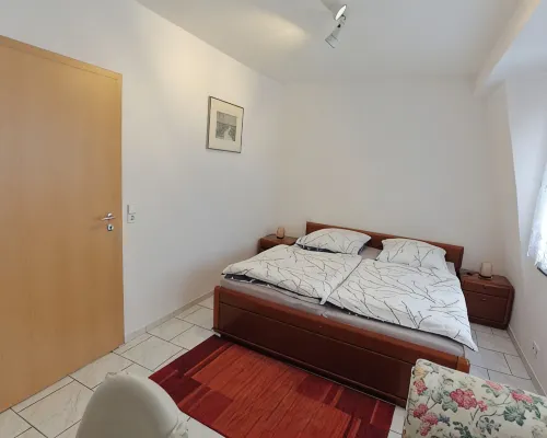Roof terrace apartment - Right next to the pedestrian zone and Brühl Castle Park. Ξενοδοχεία στην πόλη Bruehl