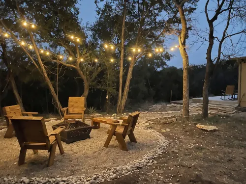 Pet-friendly retreat in Granbury with loft, fire pit, and boat launch 2 mi away. - 3 tähden