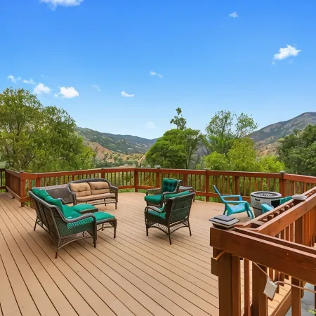 No Cleaning Fee ~ Awesome Views~8Beds~Near Restaurants & Sequoia Park