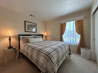 Ham Station - 3 B / 2 BA - Bright & Cheery Home - A Dog’s Dream!