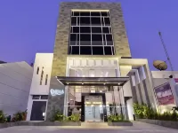 Serela Waringin by Kagum Hotels Hotels near Ciroyom