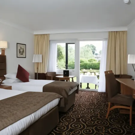 The Legacy Rose & Crown Hotel