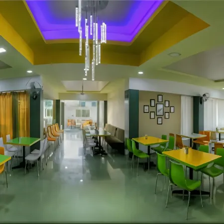Rajmahal Inn