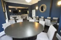 Applewood Hotel - sarapan