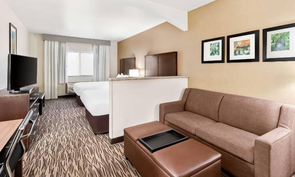 Comfort Suites Portland Airport