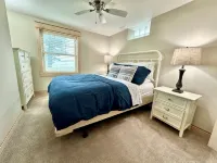 Game Room! -Lakefront 5BRM - Huge Yard - 4-Star