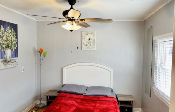 Lovely Seaside Park Getaway - Walk to Beach & Bay - Parking, Patio, BBQ