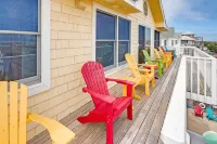 Oceanfront Pet-Friendly House with Private Pool in Salvo - Pools