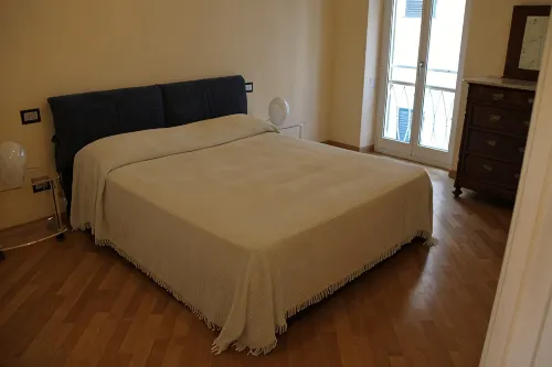 Penthouse on two levels at 20 meters from the sea in the center of Loano - 3-Star