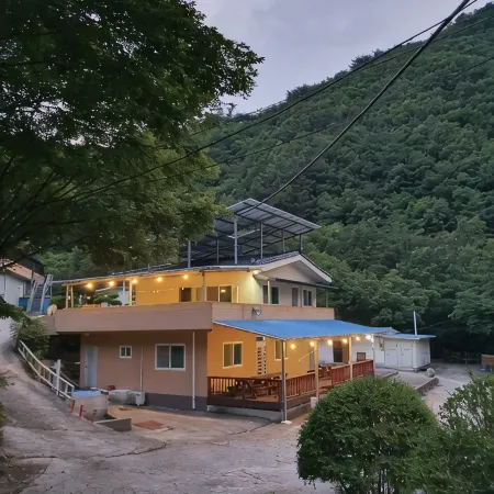 Gurye Neulpureun Pension