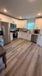 Modern Spacious Stay, Fast Wi-Fi + Workspace - 3-Star