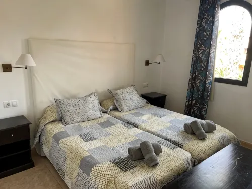 Holiday flat in a beautiful complex with large swimming pool and private terrace