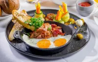 Gold Inn Garden Hotel - sarapan